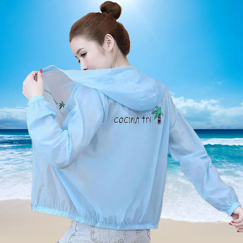 Sun Protection Jacket for Women, Short Style, 2026 Summer, Korean Version, Loose and Versatile, Uv Protection, Hooded, Long-Sleeved Sun Protection Shirt, Trendy