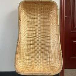 Bamboo basket, old-fashioned rectangular dustpan, wicker basket, food storage basket, wicker