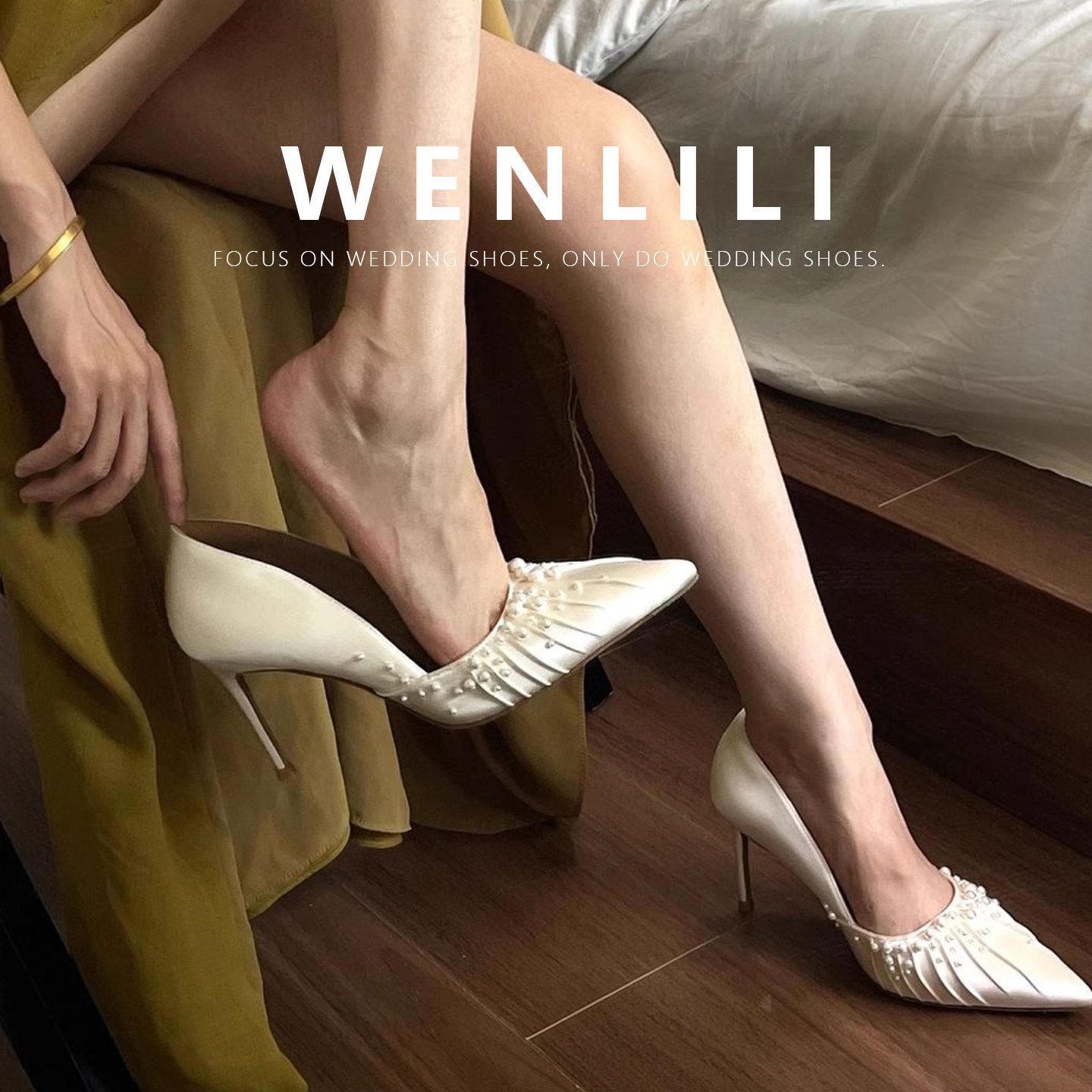 French-style pearl white bridal shoes for women, 2026 new style, exquisite satin stiletto heels, bridesmaid dresses, banquet shoes.