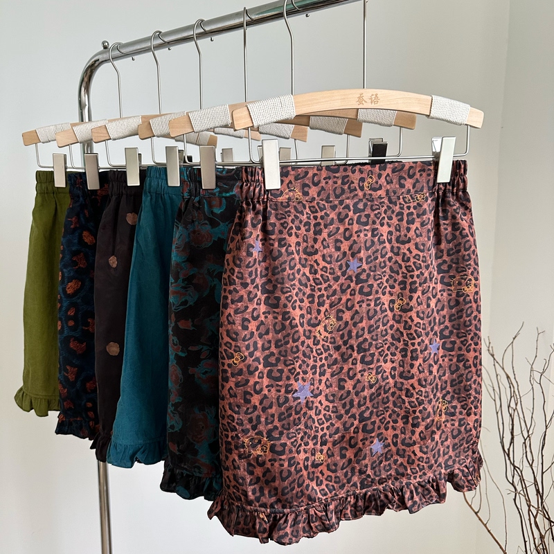 【Silkworm Whisper】100% Mulberry Silk Fragrant Cloud Yarn Red Cloud Yarn Casual Versatile Lace Short A-Line Skirt 【Silkworm Whisper】100% Mulberry Silk Fragrant Cloud Yarn Red Cloud Yarn Casual Versatile Lace Short A-Line Skirt
