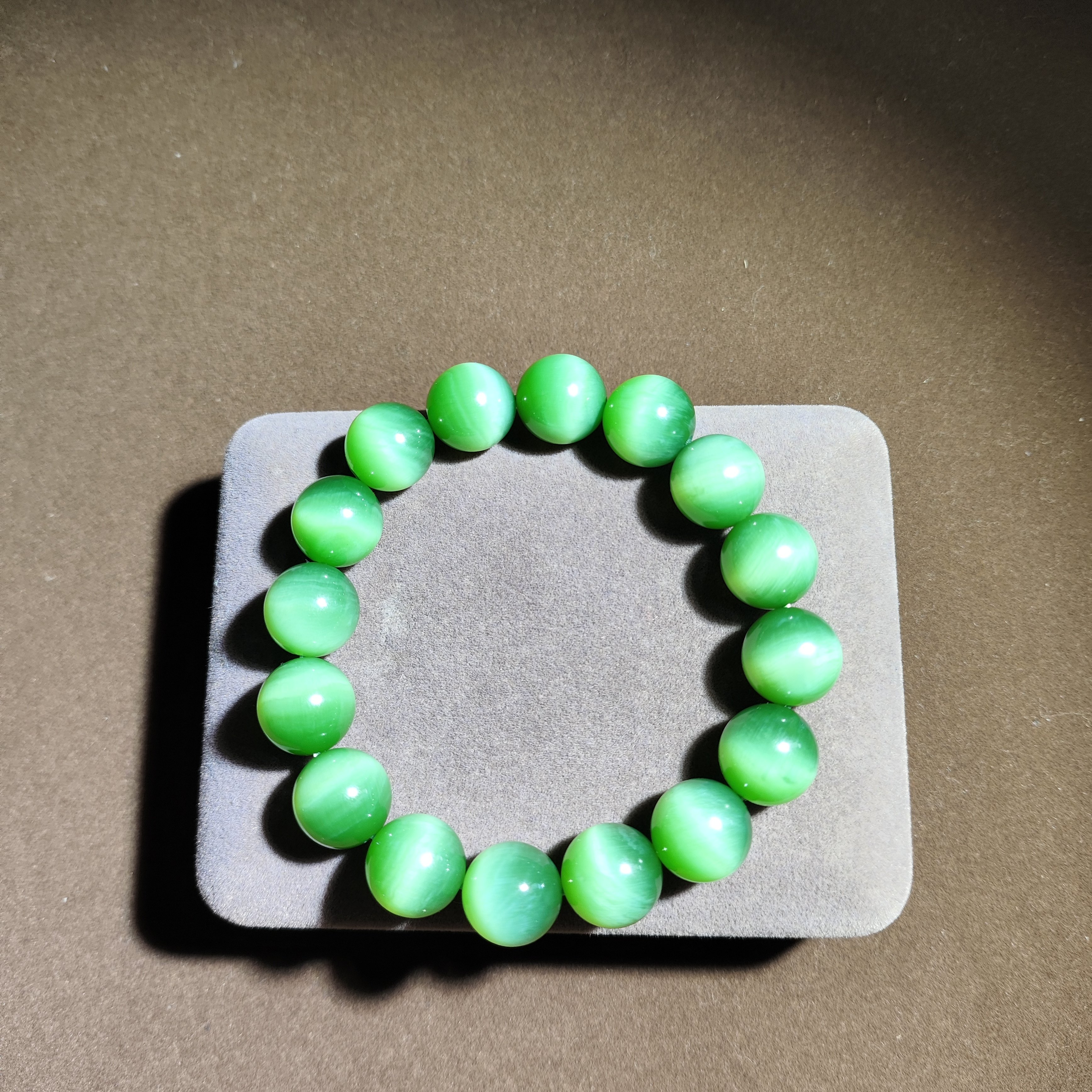 和田玉 【碧玉】 6mm／25g 手串 【国家鑑定機関認可済】 Amazon.co.jp: 和田玉碧玉菠菜绿手串俄料手链玉石珠宝/717