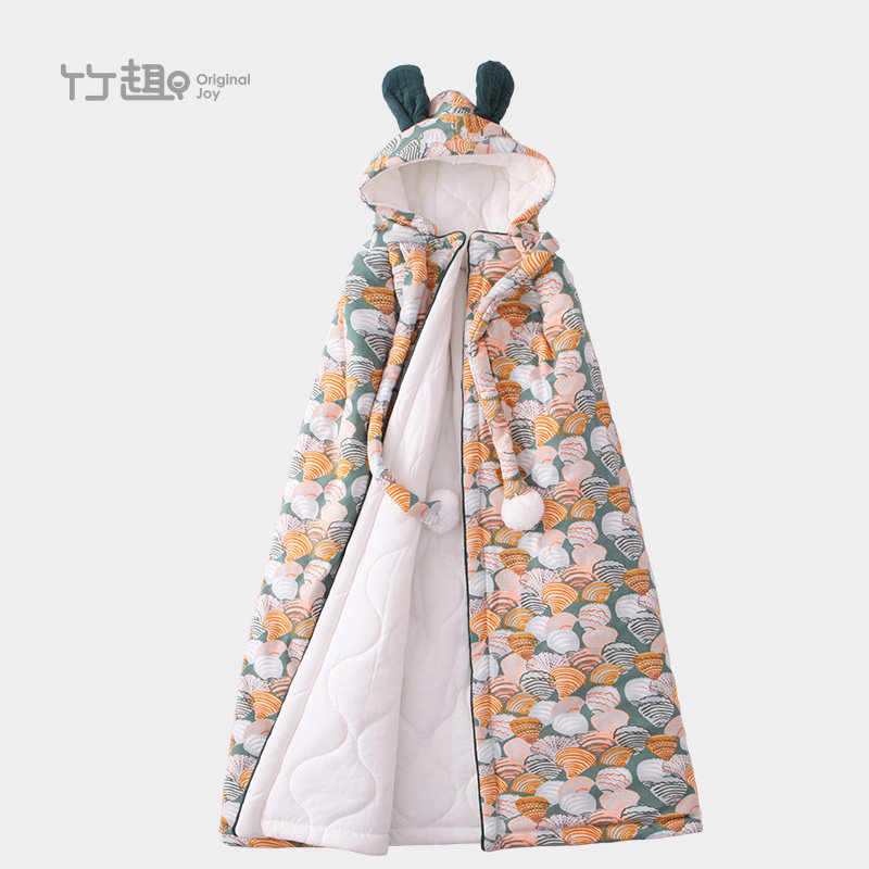 Bamboo fun baby cape cloak autumn and winter out thick windproof thick coat wrapped by gift boxed baby products