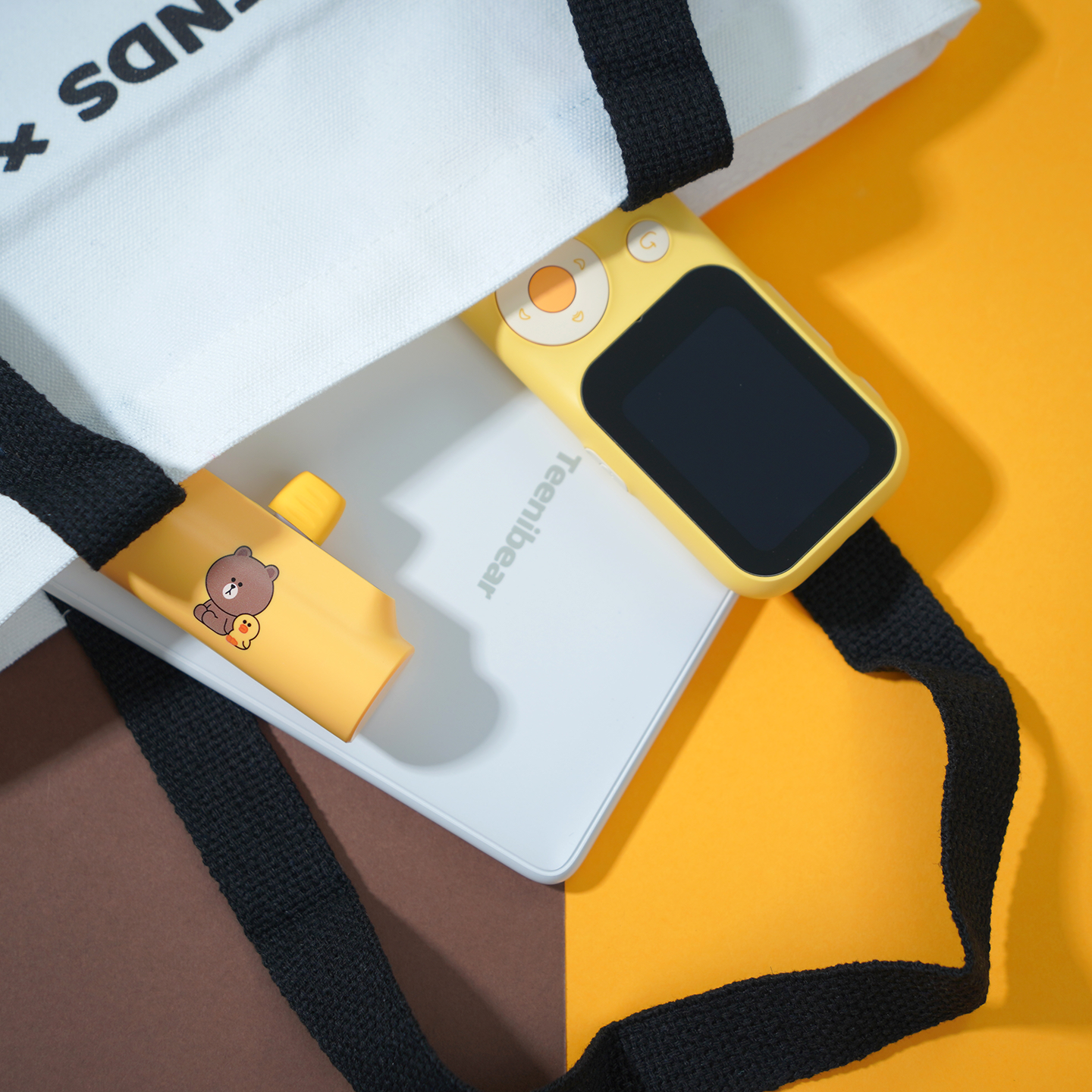 Hearing Bear Mini Power Bank Mobile Power Supply 4500Mah Portable Charging Device Pocket-Sized Power Bank Portable Mobile Power Supply