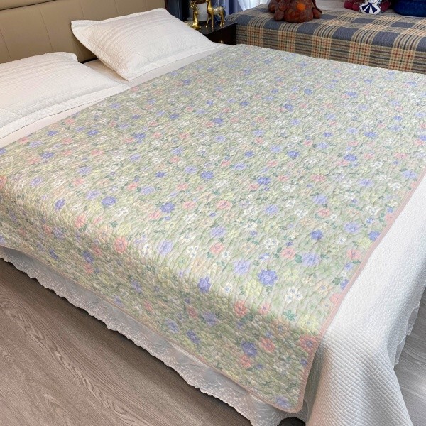Pure Cotton Quilted Cotton-Padded Bed Cover, Dirt-Proof Pad, Physiological Pad, Student Dormitory All-Season Model, Machine Washable, Anti-Sweat Sofa Pad Z