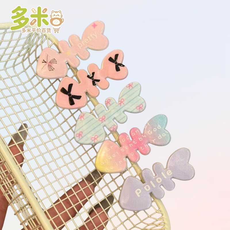 【Domie Affordable Department Store】New Cream Blue Beige Apple Fishbone Hair Clip, Simple and Elegant, Versatile