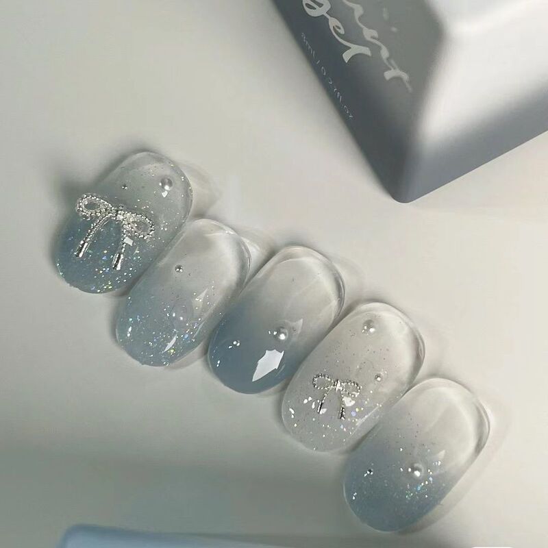 Purely Handmade Children's Wearable Nails, Girls' Nail Art, Pure Handmade Wearable Nails, Blue Gradient Bow Nail Art Patches, Whitening Effect Purely Handmade Children's Wearable Nails, Girls' Nail Art, Pure Handmade Wearable Nails, Blue Gradient Bow Nail Art Patches, Whitening Effect