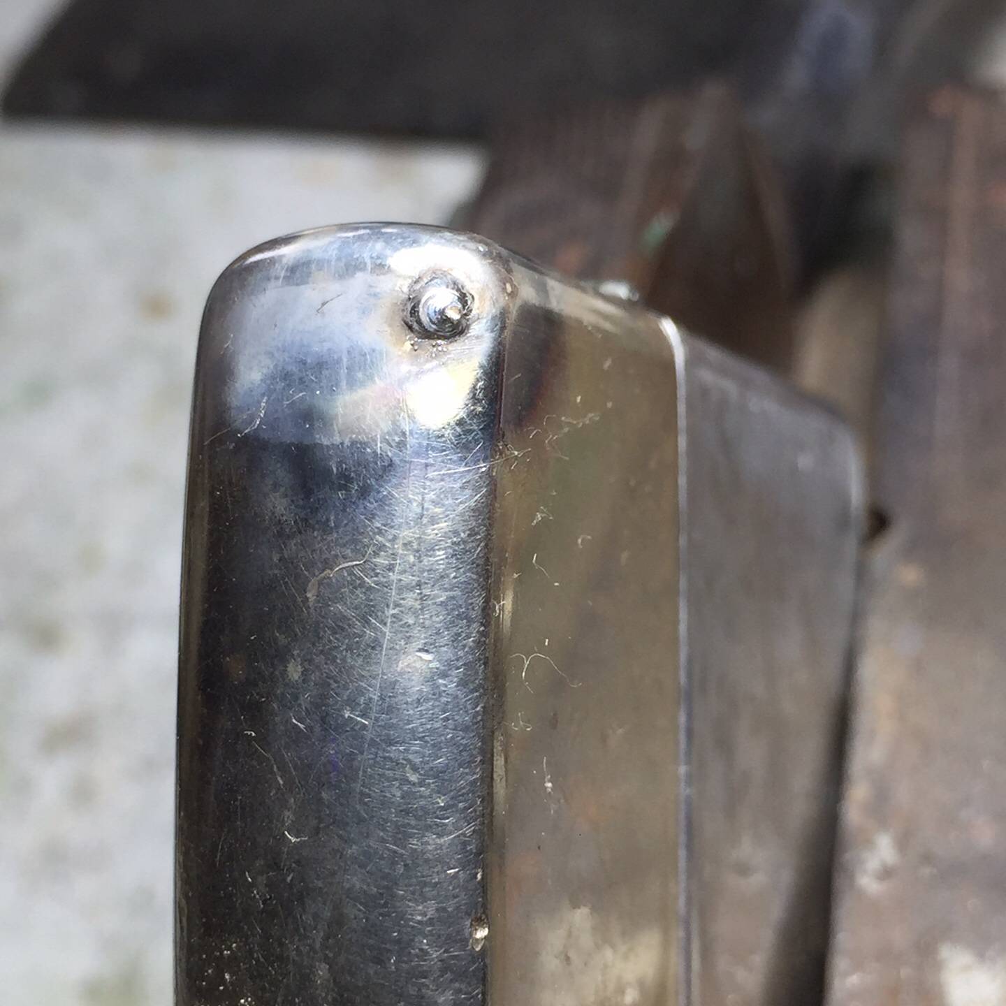 Zippo常规机专属硅胶守护者：细节彰显品质