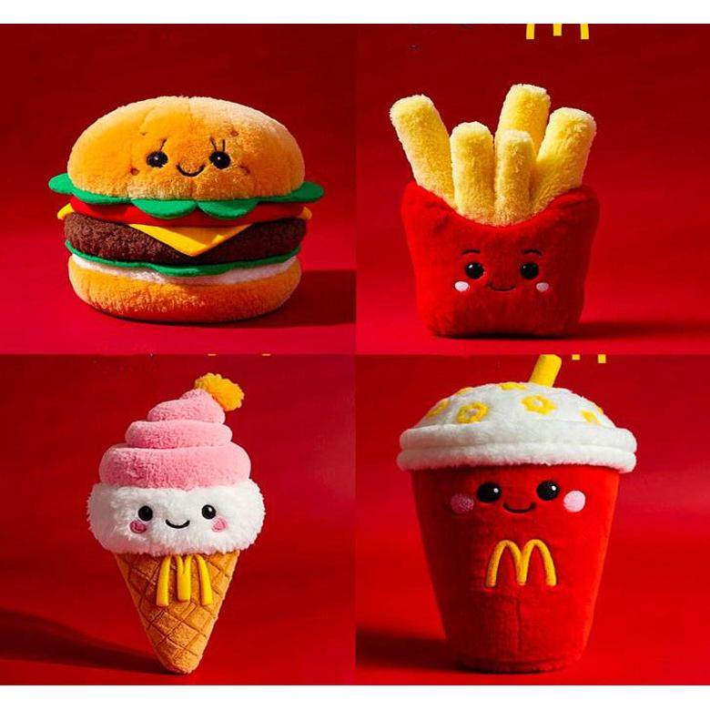 マクドナルドのハンバーガー、フライドポテト、アイスクリーム、コーラをモチーフにした、10cmのぬいぐるみペンダント。かわいいバッグデコレーション。