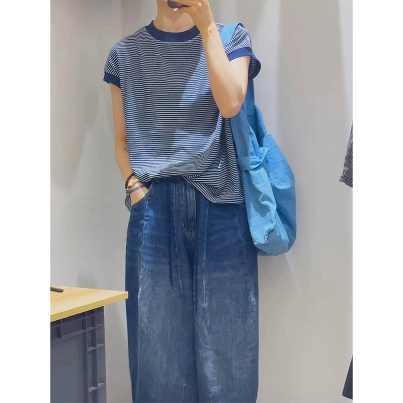 Summer 2026 New Style Hong Kong Retro Striped T-Shirt and High-End Blue Jeans Two-Piece Set for Women