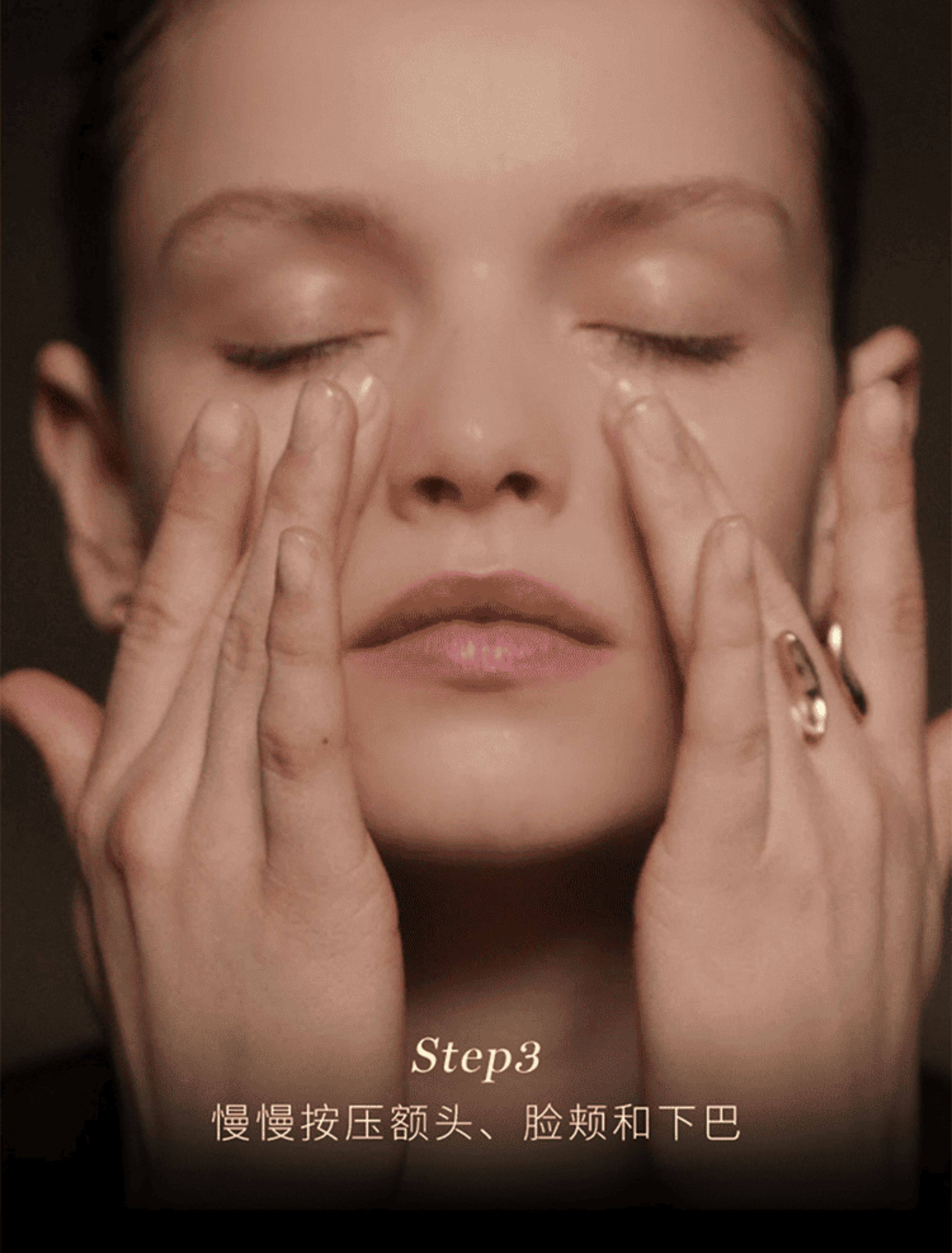 【香港直邮】 法国 兰蔻 黑金臻宠润养精华水 30ml 高浓度玫瑰精粹 水光柔嫩 促进吸收