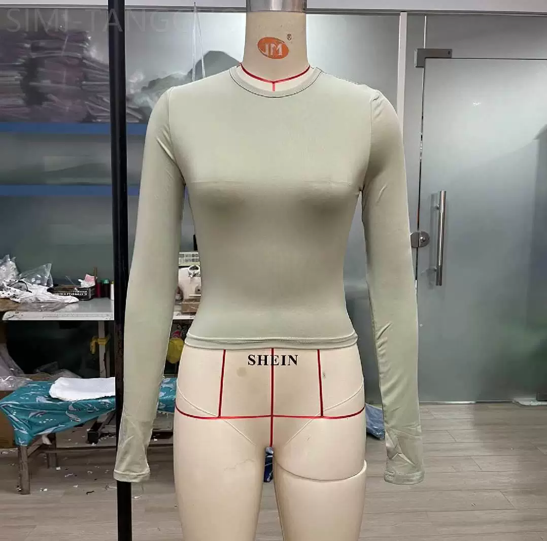 Женская футболка SPICE GIRL slim fit shirt новый товар