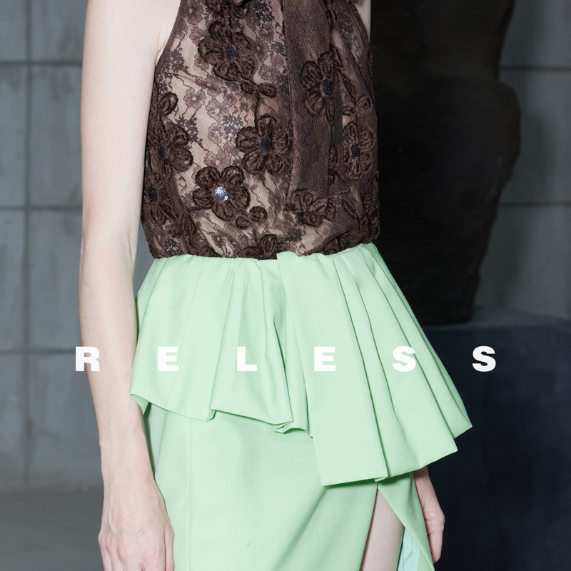 Reless Monthly Collection: Heavy-Duty Imported Embossed Flocking Sequin Lace Multi-Layered Structured High-Fashion Soft and Elegant Top Reless Monthly Collection: Heavy-Duty Imported Embossed Flocking Sequin Lace Multi-Layered Structured High-Fashion Soft and Elegant Top
