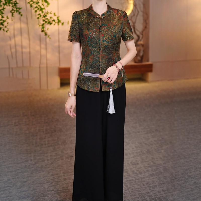 【Top + Pants】Fashionable High-End Chinese Style Two-Piece Set for Mothers, Summer 2026, Elegant and Slimming Women's Clothing 【Top + Pants】Fashionable High-End Chinese Style Two-Piece Set for Mothers, Summer 2026, Elegant and Slimming Women's Clothing