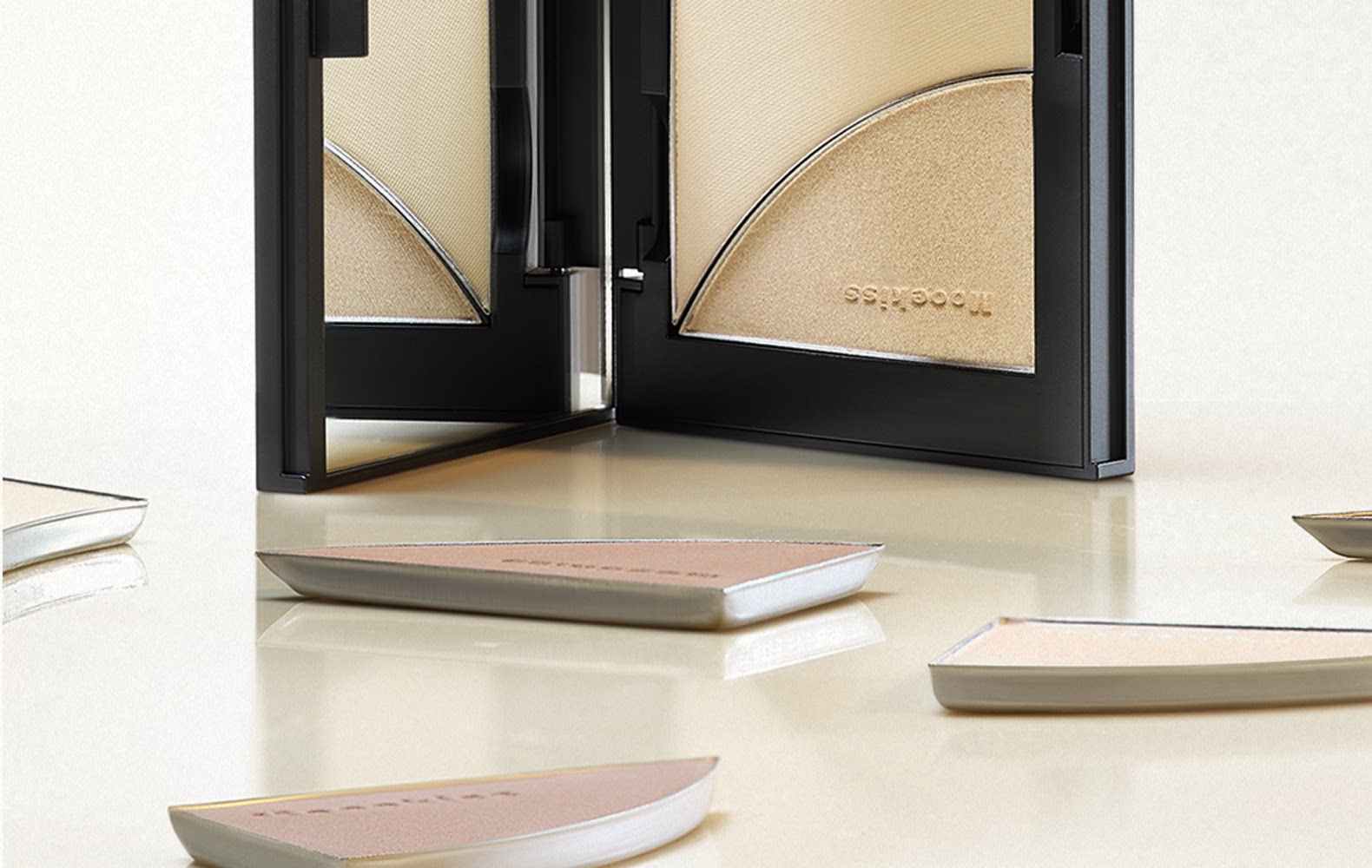 木柯诗 三色修容盘  哑光高光一体盘  化妆师专用鼻影阴影侧影  01#  9g