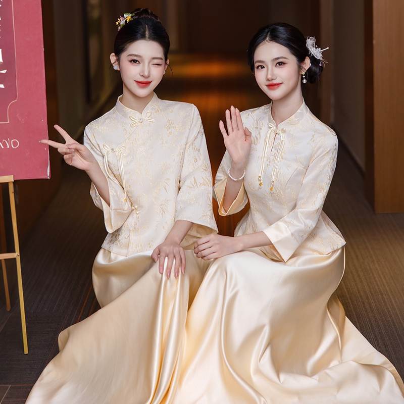 New Chinese-Style Bridesmaid Dresses 2026 New Spring and Summer Champagne Color Chinese Style Sister Group Dresses Suitable for Petite Women to Wear Daily New Chinese-Style Bridesmaid Dresses 2026 New Spring and Summer Champagne Color Chinese Style Sister Group Dresses Suitable for Petite Women to Wear Daily