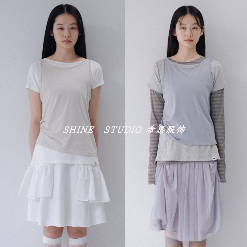 Korean Style Ohes~ Real Two-Piece Set T-Shirt~ Slim Fit Stretchy Button-Up Short-Sleeve Top Paired with a Vest Casual Women's Top Korean Style Ohes~ Real Two-Piece Set T-Shirt~ Slim Fit Stretchy Button-Up Short-Sleeve Top Paired with a Vest Casual Women's Top