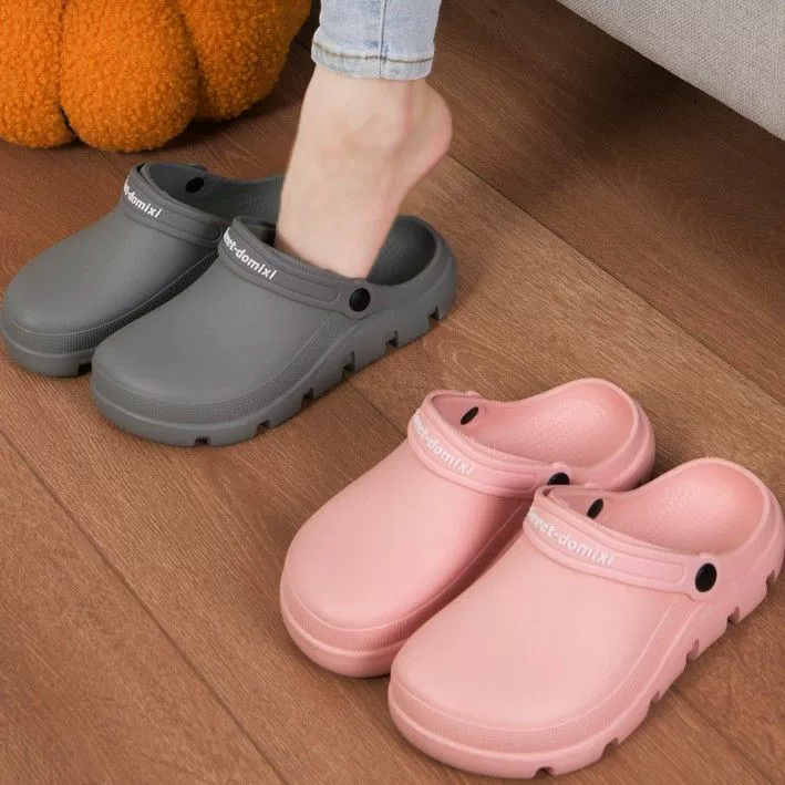 Large-headed slippers that feel like stepping on shit, men's outdoor wear, indoor operating room slippers, women's new bathroom non-slip medical nurse shoes for women