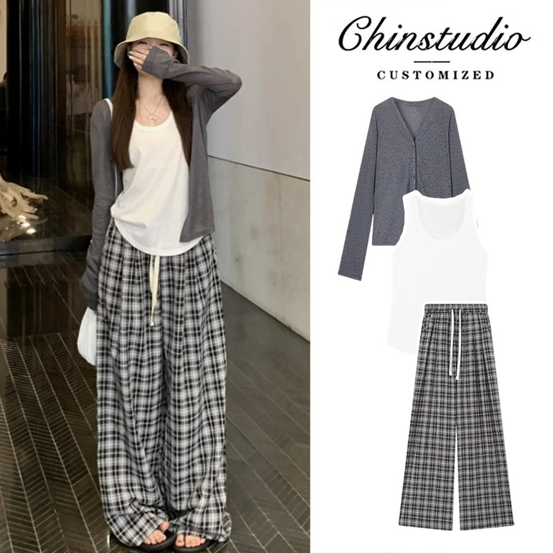 Maternity Wear Autumn Set with a High-End Feel, 2026 New Stylish Maternity Outfit That Doesn'T Show Pregnancy, Top and Plaid Pants Three-Piece Set Maternity Wear Autumn Set with a High-End Feel, 2026 New Stylish Maternity Outfit That Doesn'T Show Pregnancy, Top and Plaid Pants Three-Piece Set