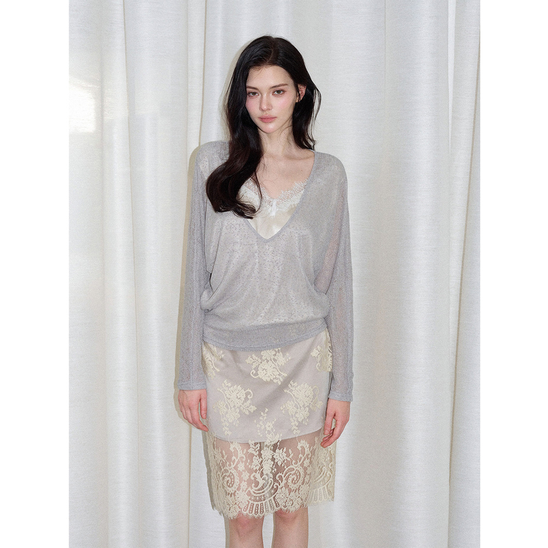 Noncestnon Original Lace Pullover with Hollow Texture, French-Style Atmosphere, Spliced Fake Two-Piece Blouse Noncestnon Original Lace Pullover with Hollow Texture, French-Style Atmosphere, Spliced Fake Two-Piece Blouse