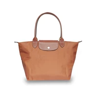 Классический коньяк средней длинной ручки