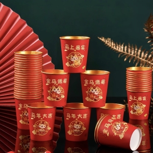 2026马年金箔纸杯一次性红色加厚防烫家用