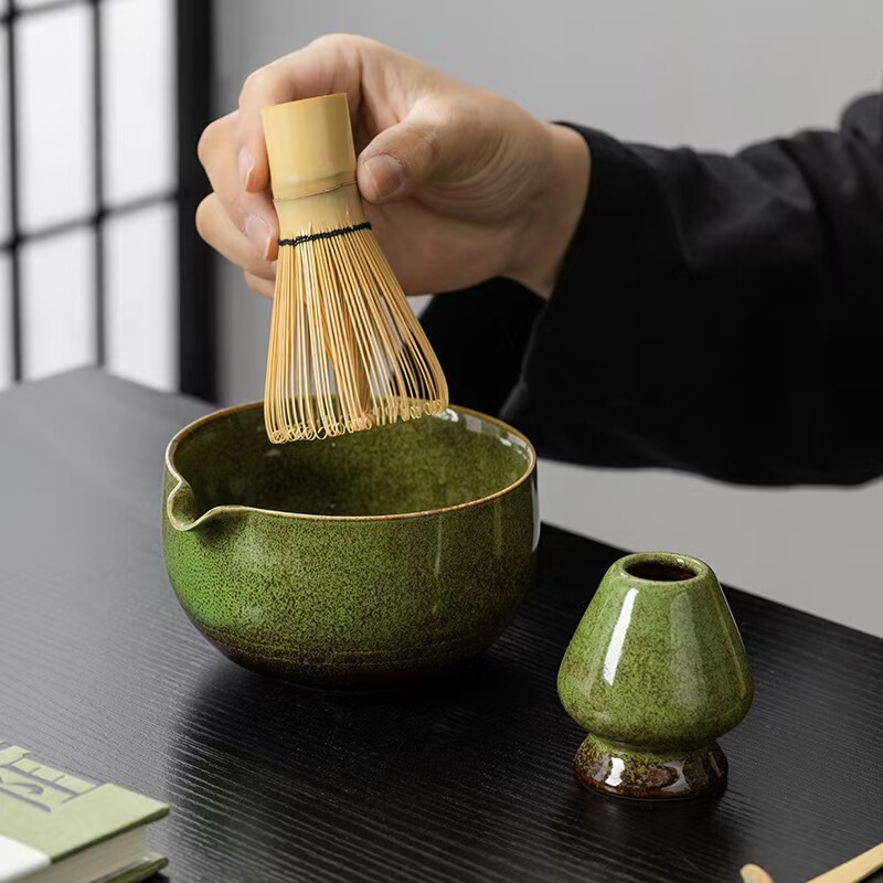 Japanese Matcha Tea Set 5-Piece Kiln Glaze Gift Box with Tea Whisk Stand, Matcha Bowl, and Song Dynasty Tea Ceremony Tools