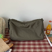 Оливково-зеленый