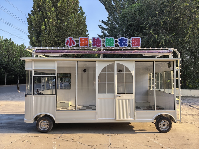 Mobile Clothing Vending Cart, Electric Four-Wheel Sales Vehicle, Nail Art, Eyelash Extension, Beauty Tattoo, Hairdressing, Quick Haircut, Hair Salon Vehicle