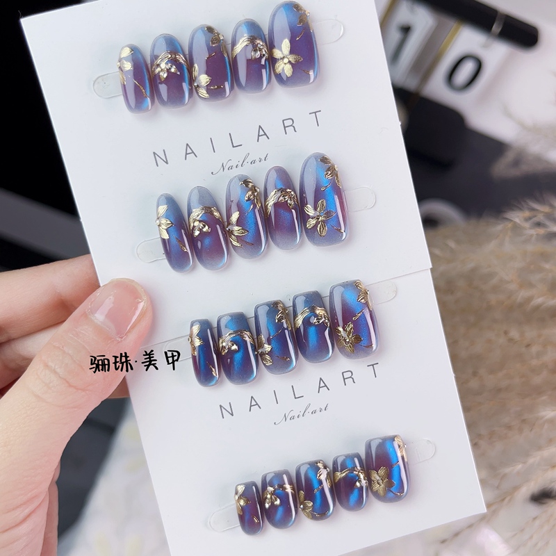 Floral-Blue Cat's Eye Vintage Hand-Painted Floral Style Niche 2025 New Daily Handmade Wearable Nails