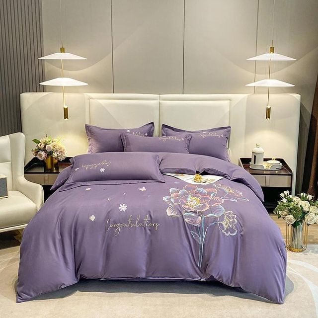 New high-end solid color embroidered bed four-piece quilt cover bed sheet quilt cover skin-friendly cotton double X hair-fed wedding