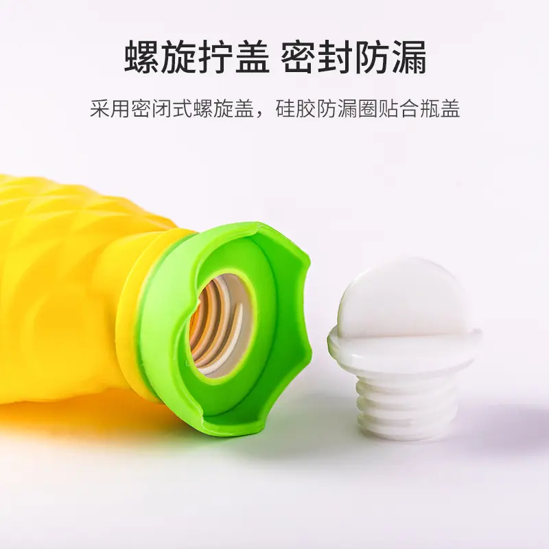2024新款硅胶热水袋：女生随身携带的冬季暖手神器，告别痛经不再冷！