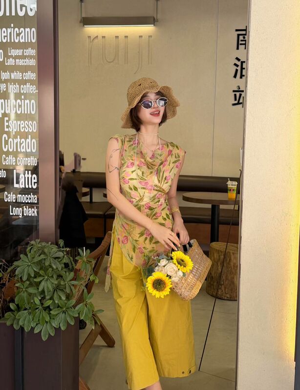 Special Offer V+.Com Floral Print Sleeveless Short-Sleeve T-Shirt Special Offer V+.Com Floral Print Sleeveless Short-Sleeve T-Shirt