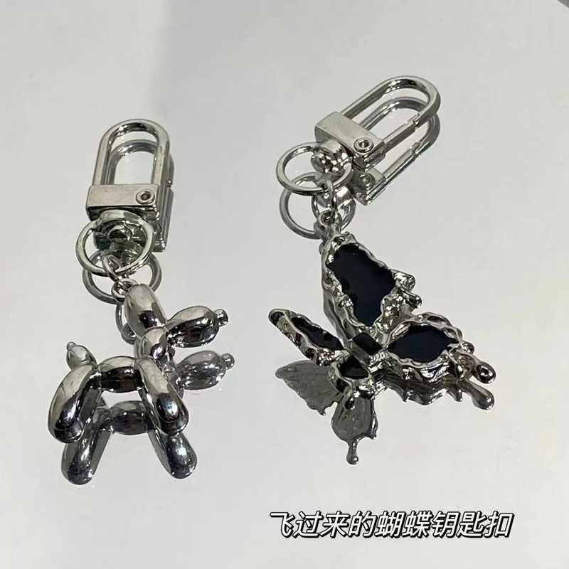 Autumn and Winter New Minimalist Style Butterfly Balloon Dog Keychain Trendy Cool Fun Bag Pendant Couple Best Friend Gift