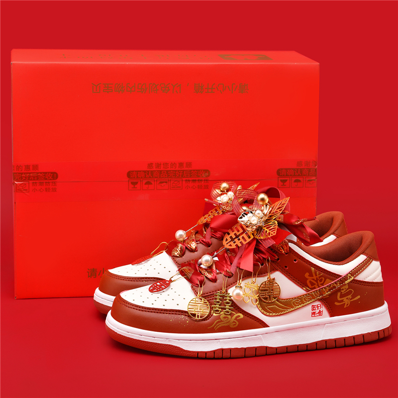 Aj Wedding Shoes for Women 2026 New Model Men's Xiuhe Wedding Bride Shoes Height-Increasing Soft-Soled Red Flat Sneakers for Marriage