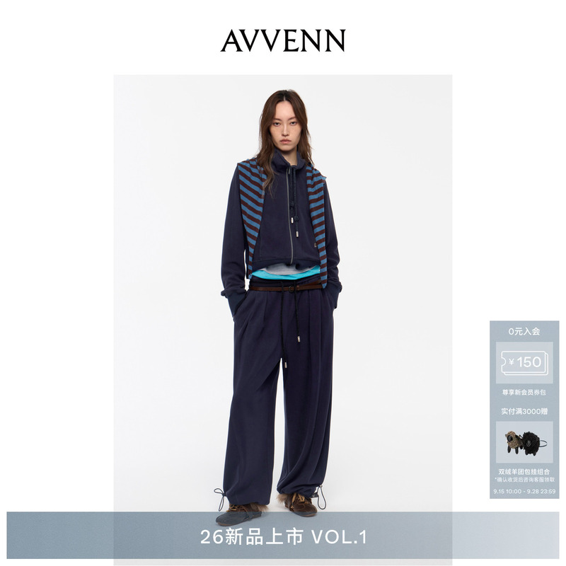 [3 Installments with No Interest][New Product] Avvenn Curved Woven "Walking Blue" Sports Suit Ak91301710