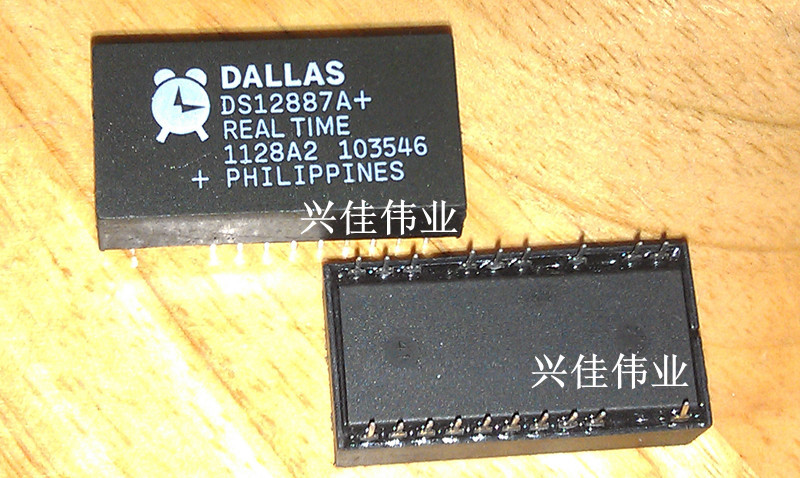 New original DS12887A DIP-19 clock IC