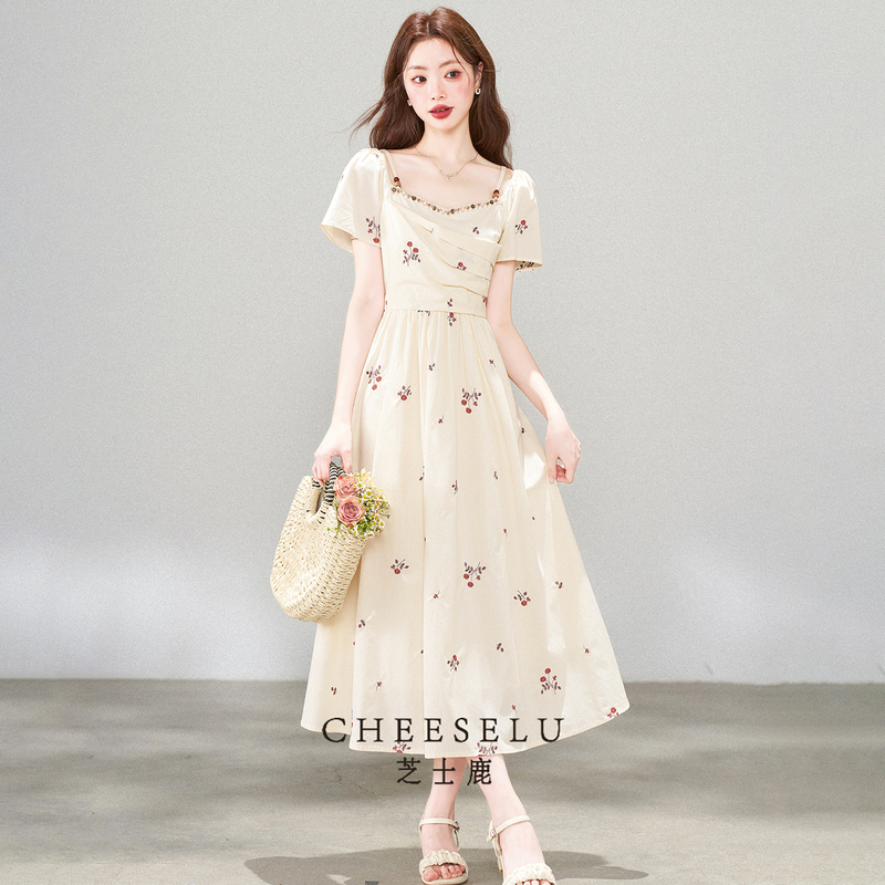 Cheese Deer French-Style Gentle and Super Pretty Square-Neck Short-Sleeve Floral Dress for Women, New Summer Model, Waist-Cinching Slimming Long Dress Cheese Deer French-Style Gentle and Super Pretty Square-Neck Short-Sleeve Floral Dress for Women, New Summer Model, Waist-Cinching Slimming Long Dress