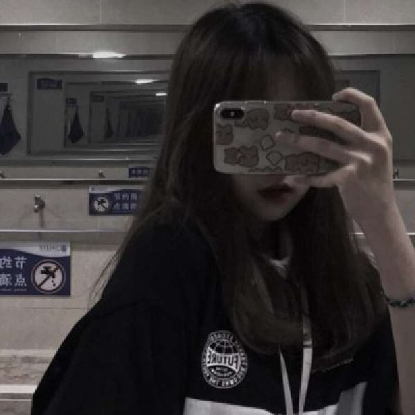 飞奔在雨中