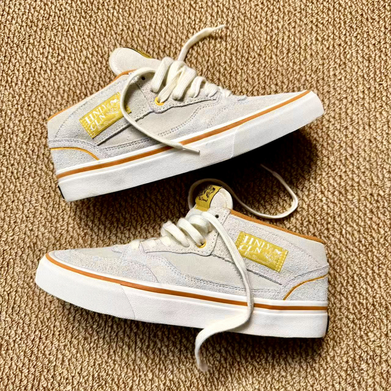 Hnly Clh Genuine Leather Ftmd Collaboration Beige Mid-Top Suede Casual Sneakers for Men and Women Versatile Trendy Shoes