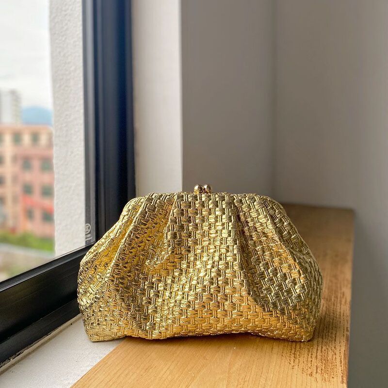 Golden Woven Bag, New Woven Clutch Bag, Fashionable and Versatile Evening Clutch Bag, Chain Clip Bag, Cloud Bag