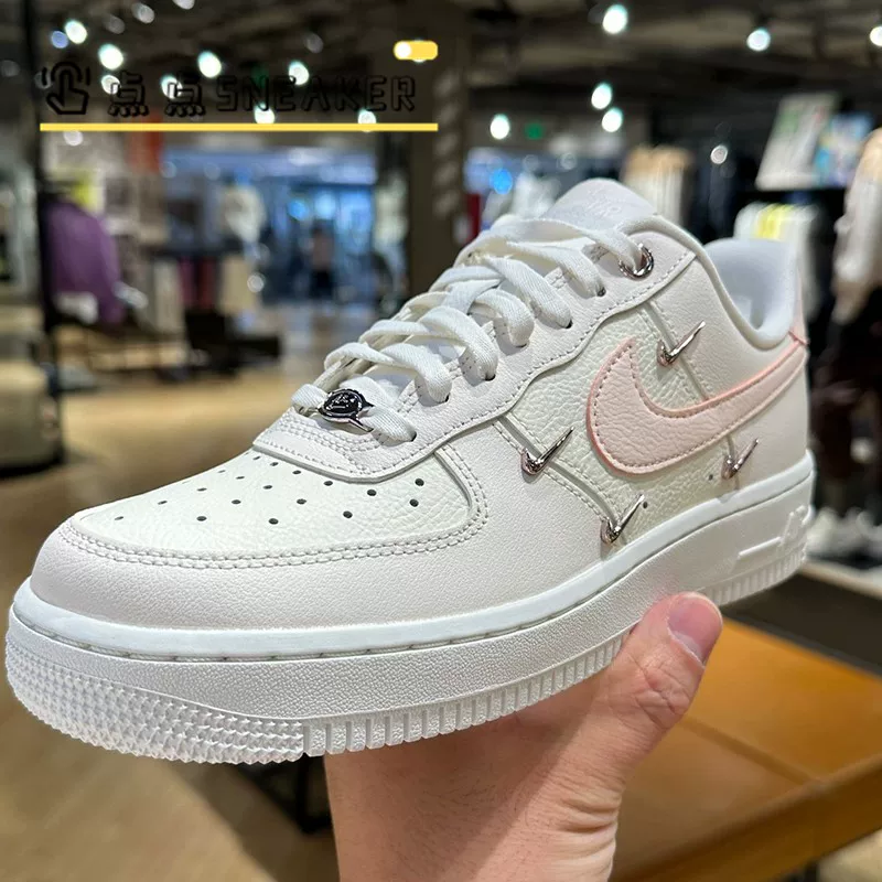 Кроссовки Nike Air Force1 женские Platinum Four Hook AF1 Air Force No. 1 низкие FV3654-111