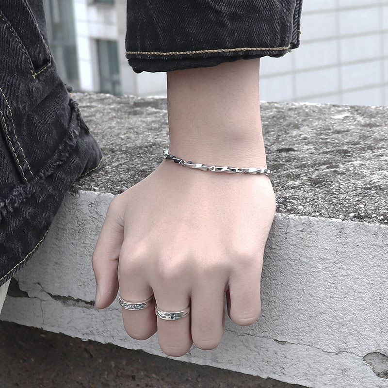 Titanium Steel Bracelet for Men, Trendy and Cool Style, Men's Bracelet, ins Niche Design, Simple and Versatile Bracelet, Men's Jewelry