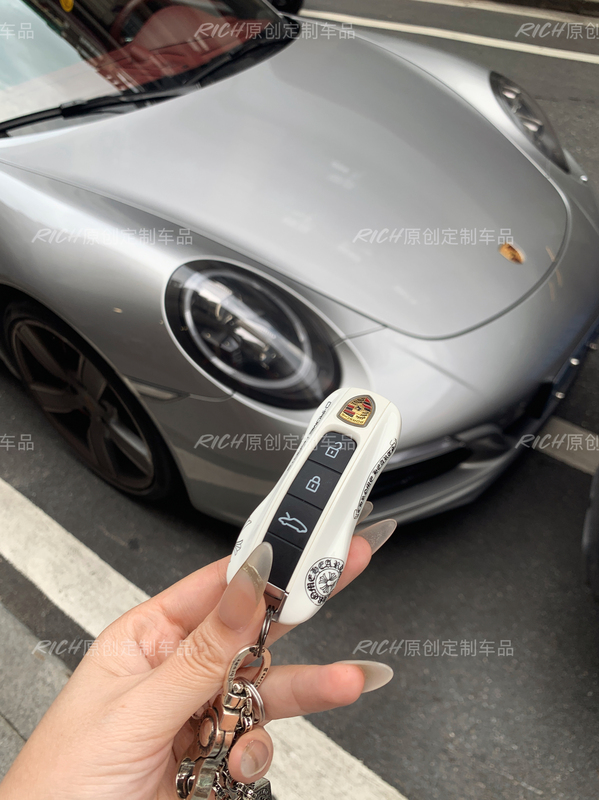 Suitable for Porsche Cayenne Panamera Macan 718 911 Taycan Car Key Shell Painting Crow Men and Women Heart Suitable for Porsche Cayenne Panamera Macan 718 911 Taycan Car Key Shell Painting Crow Men and Women Heart