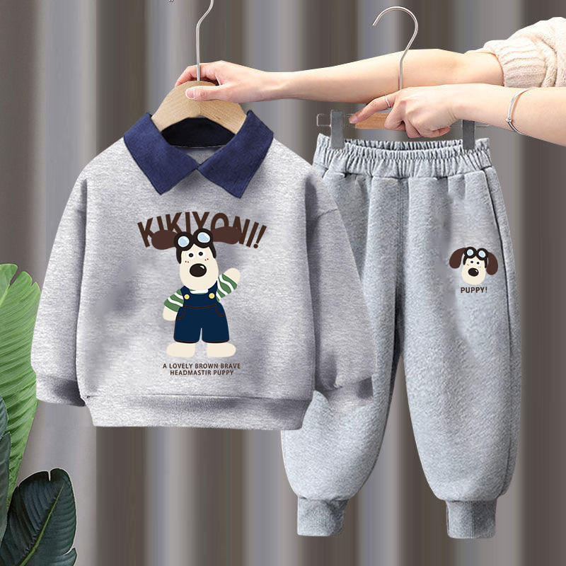 Весенний костюм в новом стиле для мальчиков, детский свитер с отворотом из мультфильма, костюм-двойка, осенне-зимняя одежда для мальчиков и детей, а также бархатная детская одежда в западном стиле