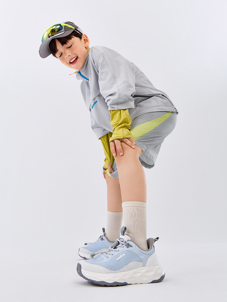 Smibu Children's Sports Shoes 2026 Spring New Outdoor Running Casual Shoes for Boys and Girls