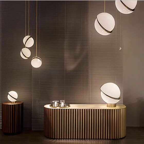 Scandinavian Simple Modern Personalized Glass Ball Chandelier Clothing Store Window Restaurant Bar Single Head Bedroom Bedside Lamp