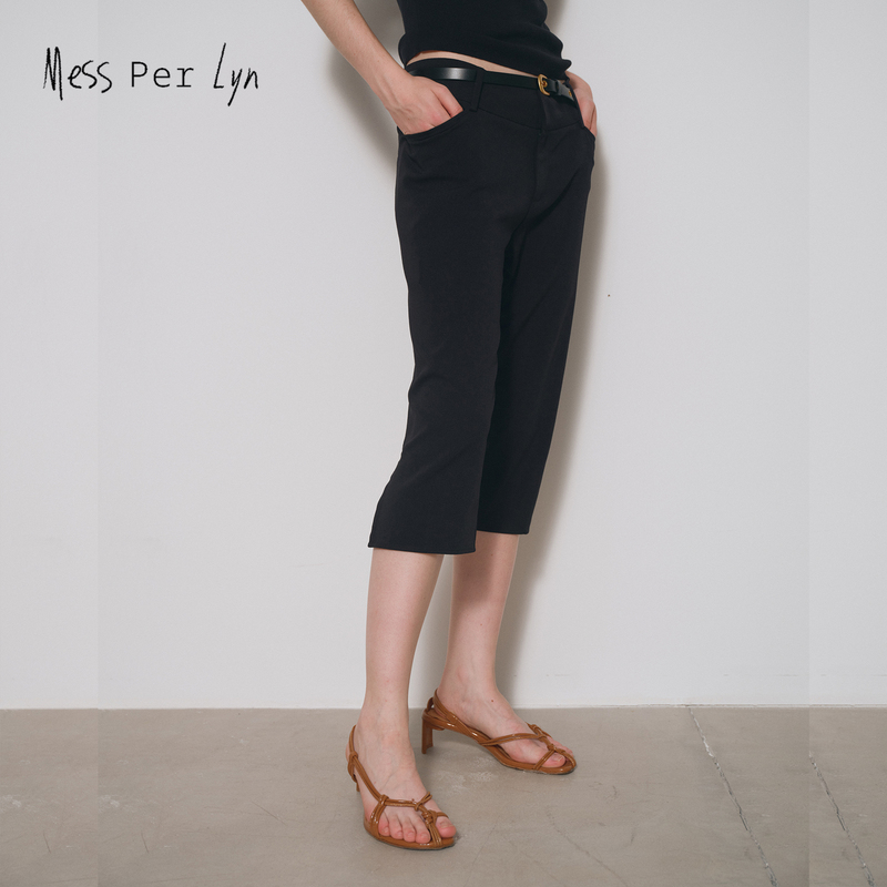 Mess Per Lyn Slim Low-Rise Capri Capri Pants with Seven-Quarter Length Mess Per Lyn Slim Low-Rise Capri Capri Pants with Seven-Quarter Length