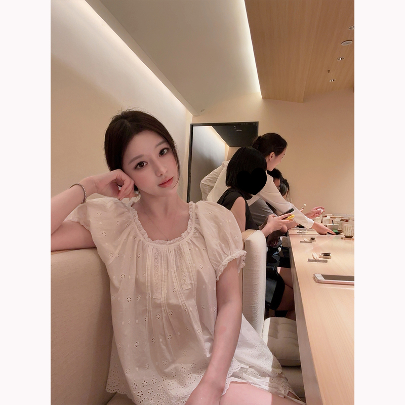 Ddza Good Morning Summer Vacation French Retro Puff Sleeve Imported Embroidered Top and Skirt Elegant Set Ddza Good Morning Summer Vacation French Retro Puff Sleeve Imported Embroidered Top and Skirt Elegant Set