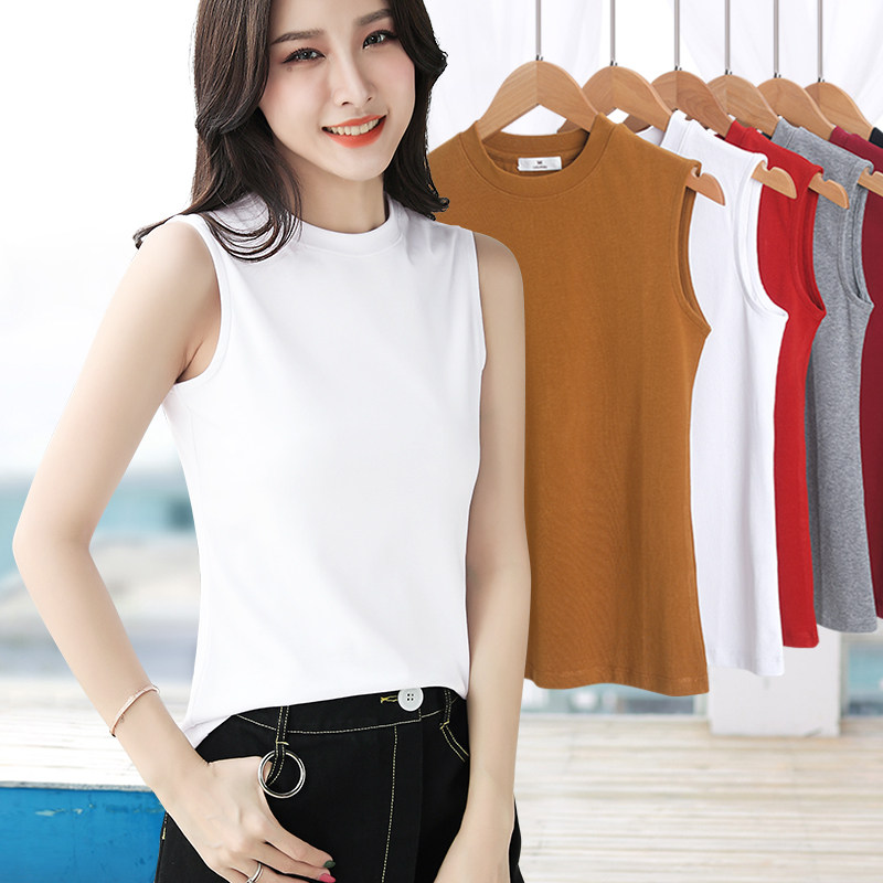 White sleeveless T-shirt female summer outside wearing shoulder short size half-height collar leggings underneath a versatile tight top