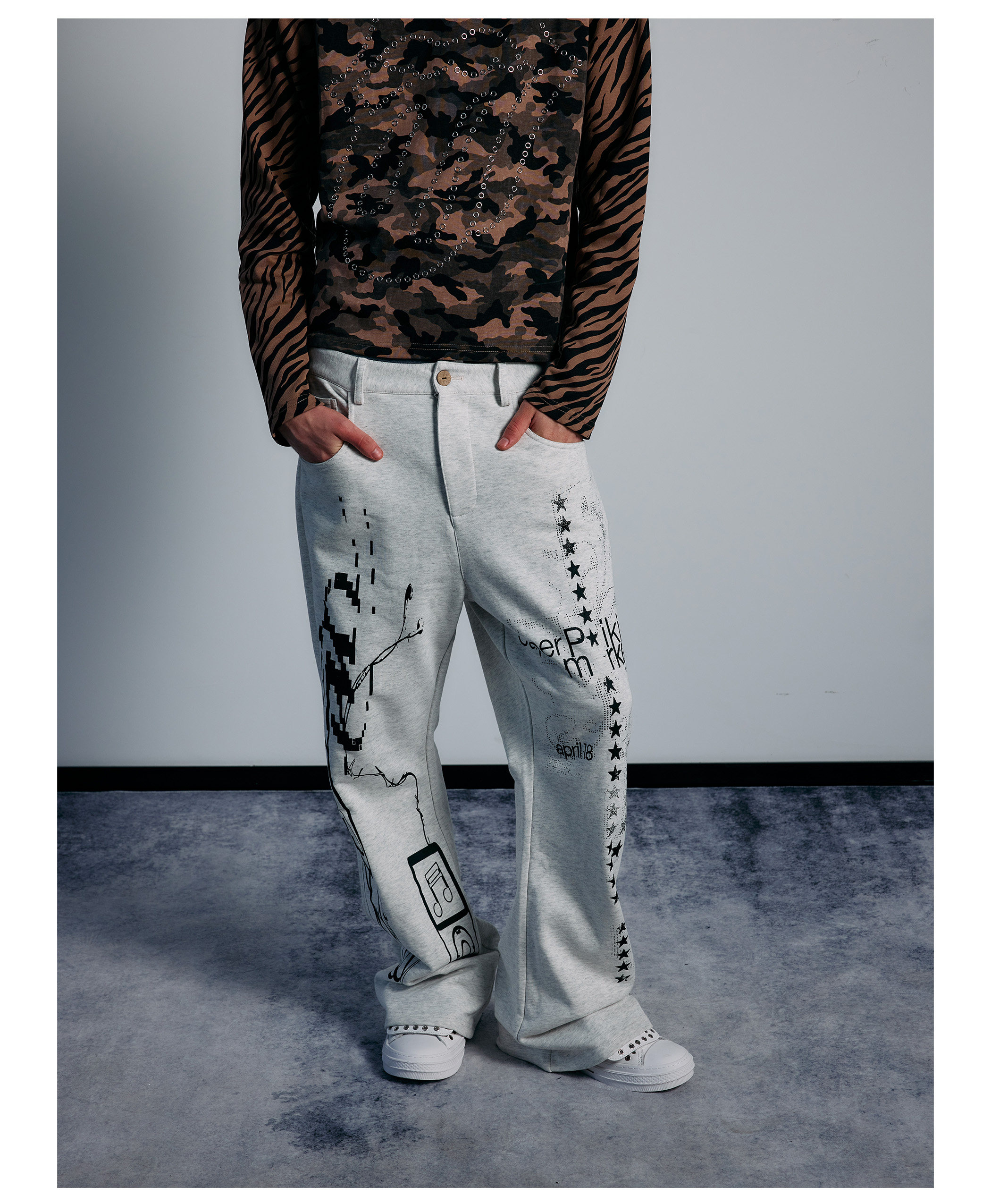 PAIKI Star-Spangled Flared Sweatpants